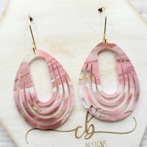 DIGITAAL BESTAND - Afgeronde Teardrop Cutout Earring SVG-bestand (met en zonder springringgat)