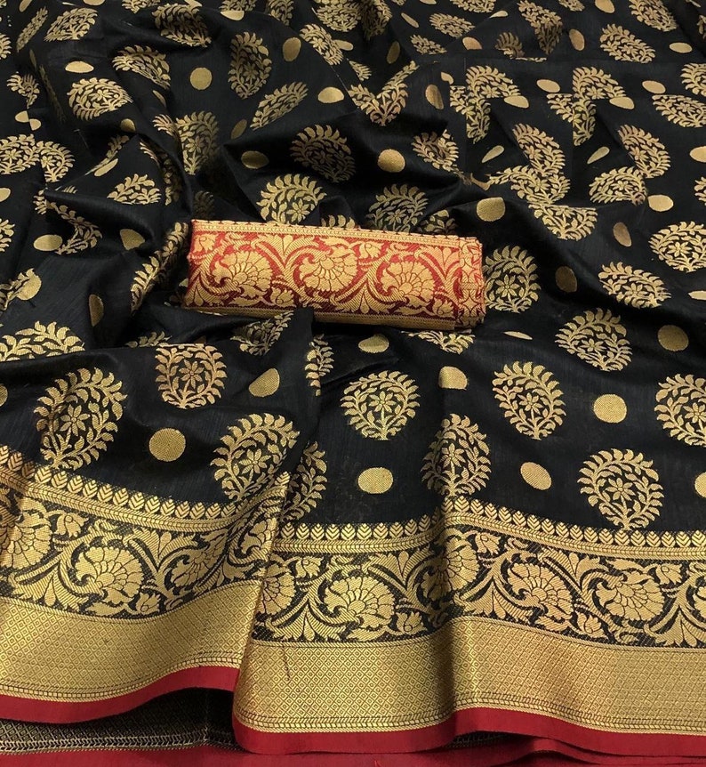 Silk Saree With Heavy Rich Pallu With Blouse