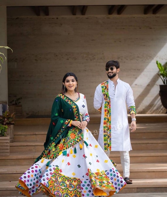 Couple Dress Lehenga Choli With Men Kurta With Indian Tapeta - Etsy Polska