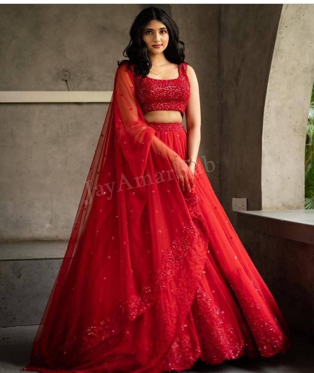 Red Lehenga - Buy Red Bridal Lehenga Cholis Online - Kalki Fashion
