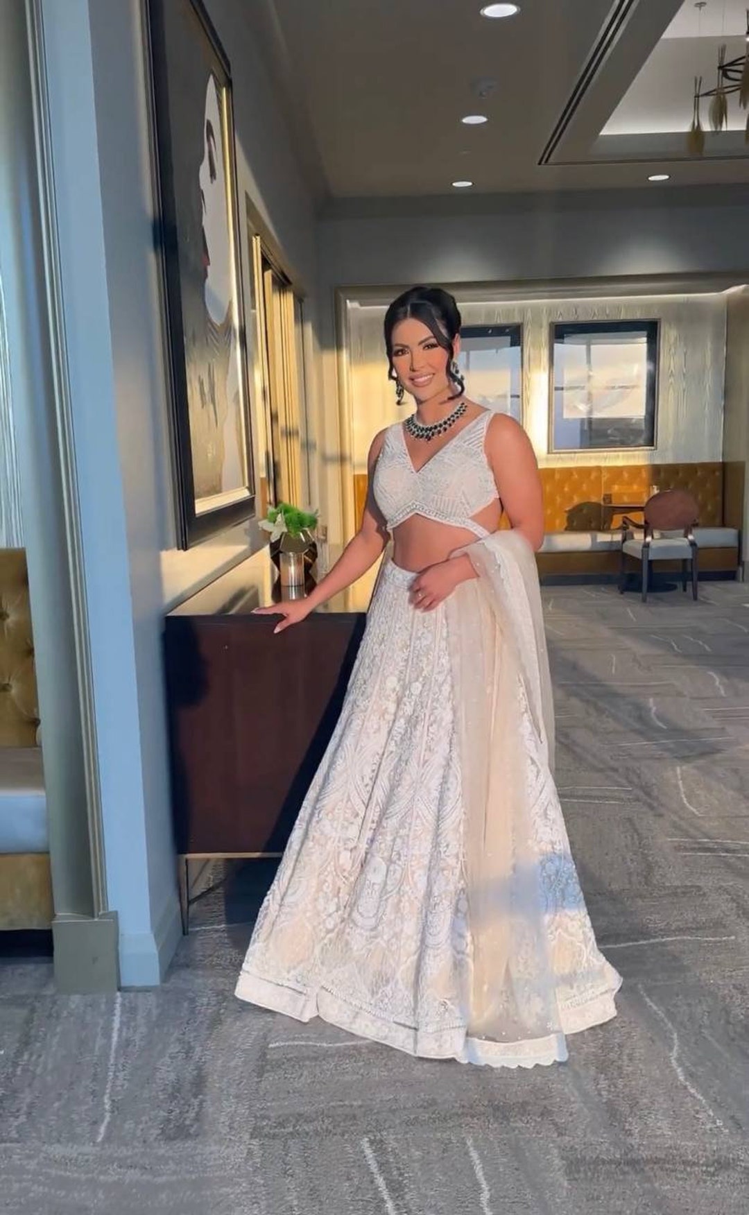 Lancha wedding dress deals