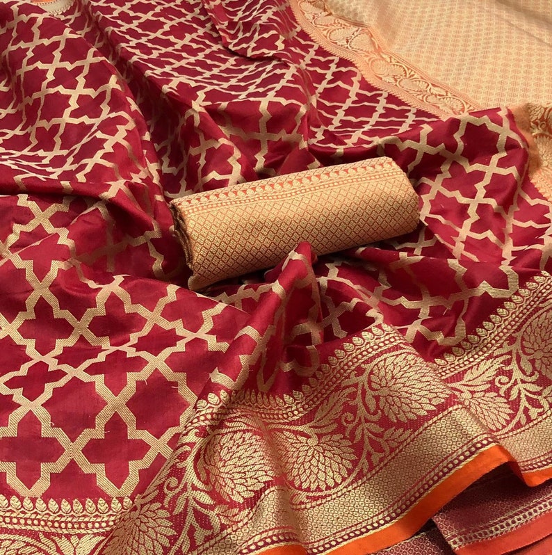 Silk Saree With Heavy Rich Pallu With Blouse