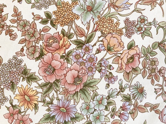 Sanderson Cabbage Roses Beaulieu Fabric - 2 metres Sanderson Cabbage Roses Beaulieu Fabric - 2 metres