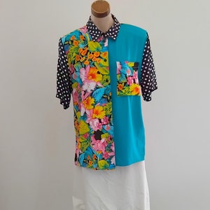 Vintage 90s Rainbow Floral Floral Hawaiian Style Blouse, size 10