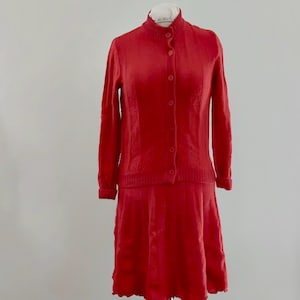Vintage 80s 2 piece Red Knitted Skirt Suit Set Ensemble, Peter Lord International Size 10-12