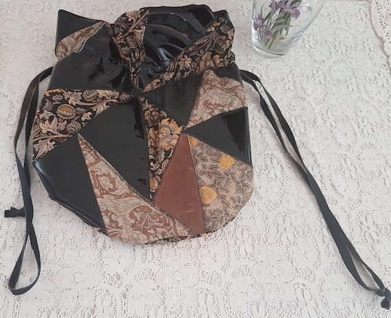 Vintage 80s Black Beige Patchwork Leather Fabric … - image 4