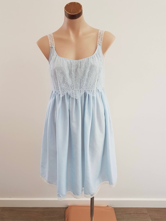 Vintage 70s Blue Lace Trim Short Baby Doll Nightie