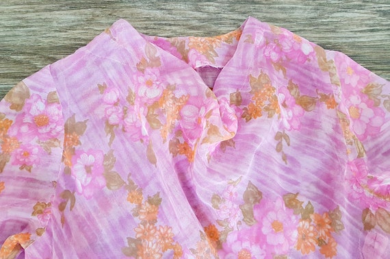 Vintage 60s 70s Pink Floral Sheer Dress with Belt… - image 8