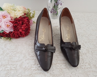 Vintage 50s Brown Leather Kitten Heel Shoes, Modern Miss by Capitol