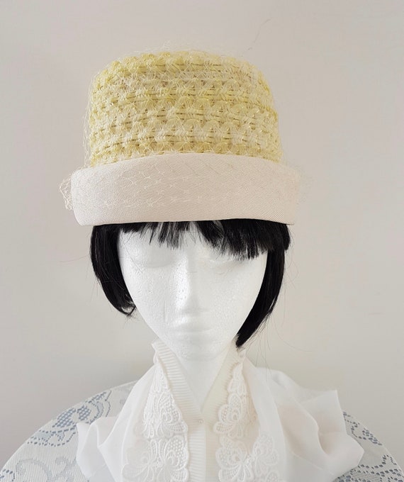 Vintage 50s Cream Yellow Veiled Pill Box Hat, Aust