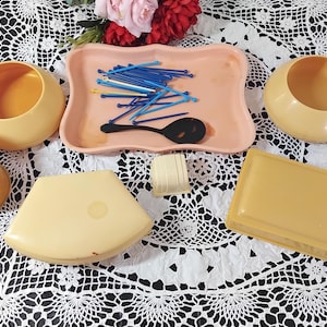 Vintage 50s assorted Bakelite Xylonite Dressing Table Accessories