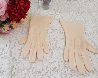 Vintage 50s 60s Beige Suede Feel Short Gloves, Classic Gloves Day Gloves