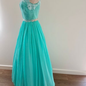 Vintage 50s Mint Green Ball Prom Formal Gown Dress, A Ninette Creation Size 8 image 3