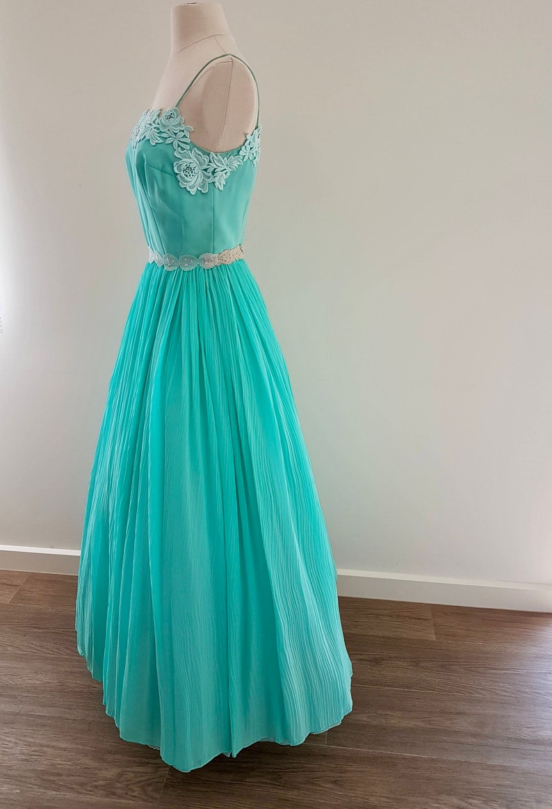 Vintage 50s Mint Green Ball Prom Formal Gown Dress, A Ninette Creation Size 8 image 3