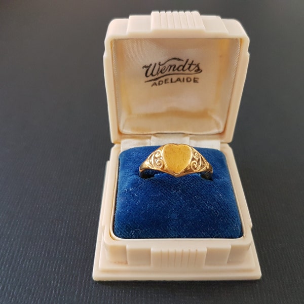 Vintage Mid Century Gold Metal Signet Ring with Box, Costume Jewellery