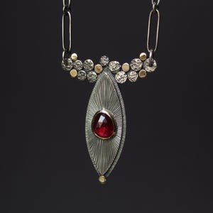 TEXTURED RHODOLITE NECKLACE