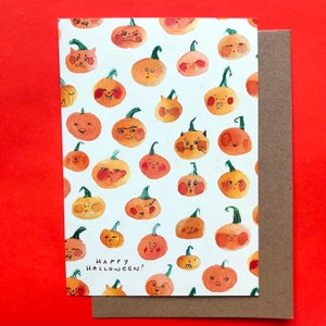 Carte postale Joyeux Halloween | Papier durable 100 % recyclé, avec beaucoup de jolies citrouilles
