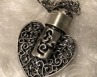 Heart essentional oil perfume pendant
