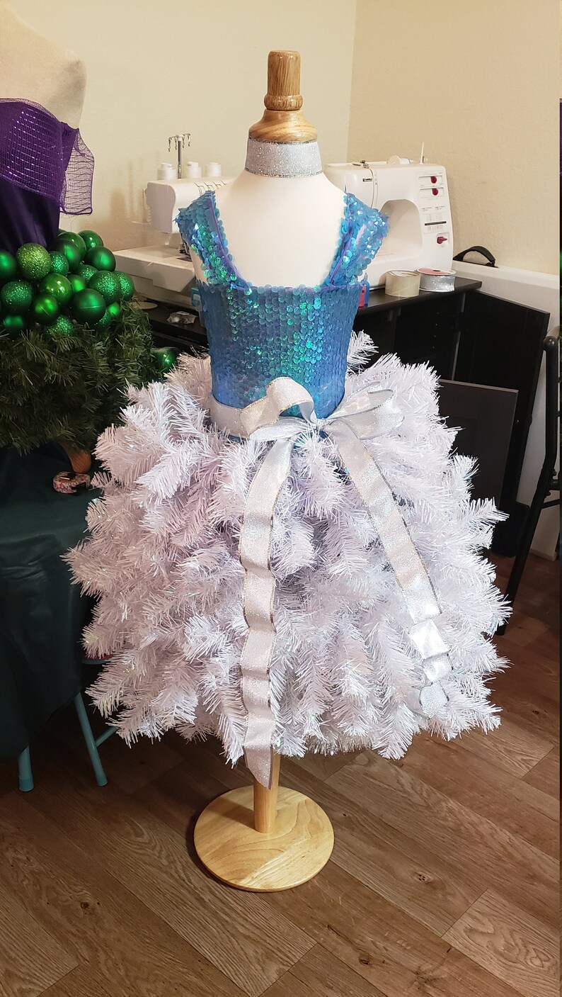 CUSTOMIZED 5 Ft Dress Form Christmas Tree Etsy
