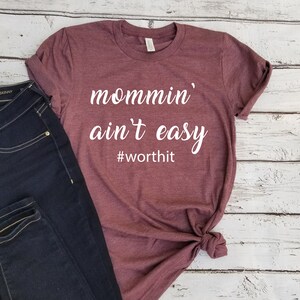 Mama ist nicht einfach Mama Tshirt, lustige Mama Tshirt Mom t-shirt, coole Mama Tshirt, Frauen T-shirt, lustig SAHM Tshirt, Geschenk für Mama-shirt