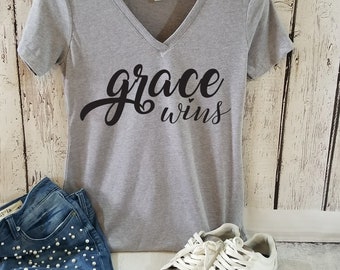 Grace wins t-shirt, Grace women tshirt, women graphic tee, Grow in grace tshirt, women inspiration tshirt, Be Grateful shirt, Trendy tshirt