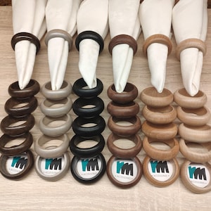 Anelli per tovaglioli in legno di betulla fatti a mano - Decorazioni per la tavola di Natale, decorazioni rustiche per la tavola, stoviglie in legno, anelli per tovaglioli minimalisti, regalo per l'ospite