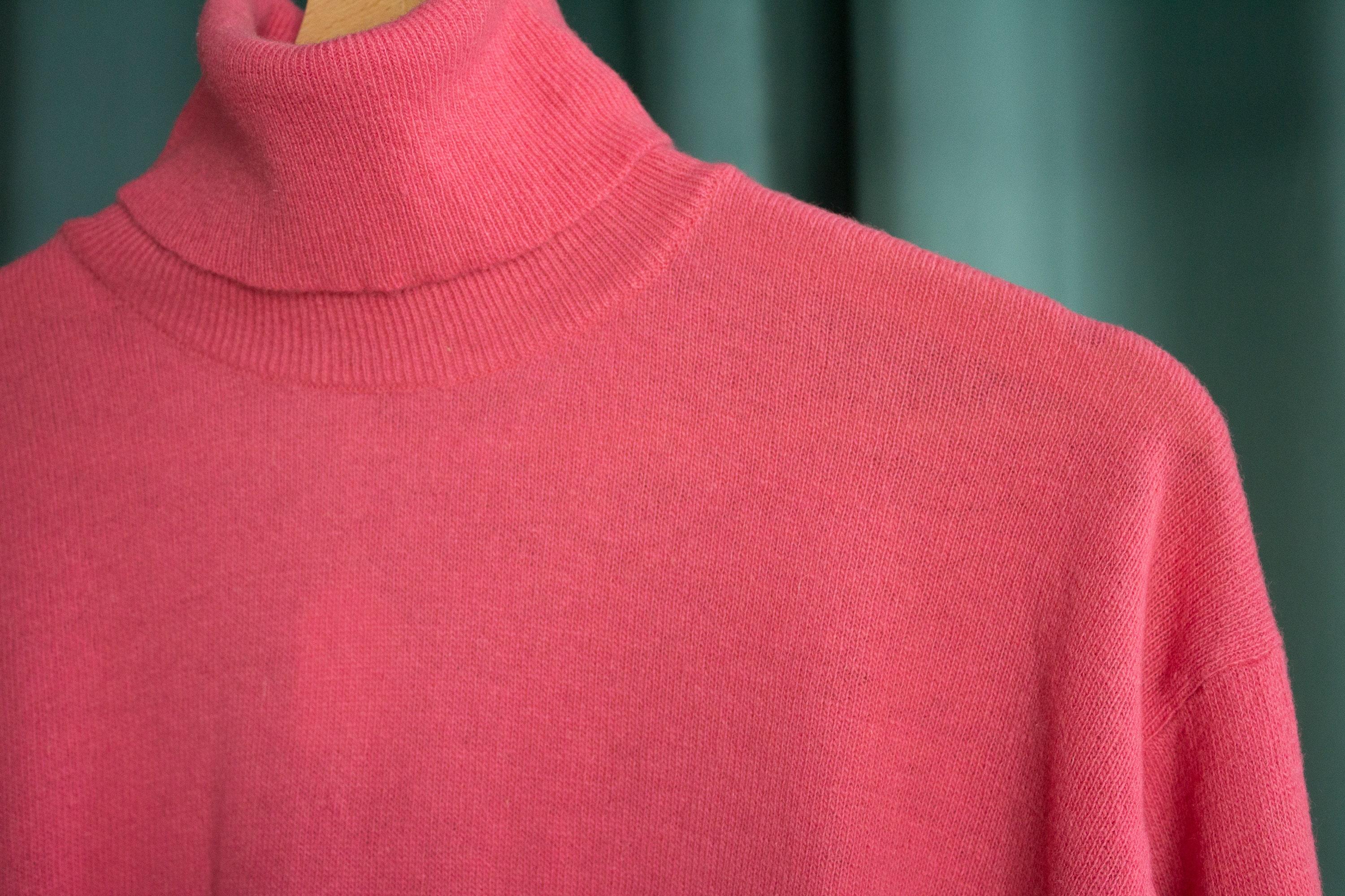 Vintage pink fuchsia wool turtleneck jumper | Etsy