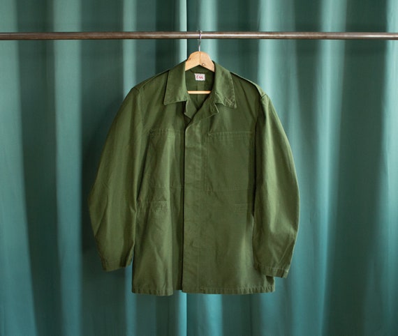 Vintage olive green Swedish army jacket