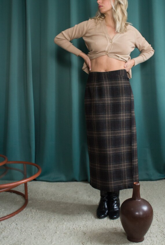 Rodier wrap skirt / Vintage tartan skirt / Wrap wo