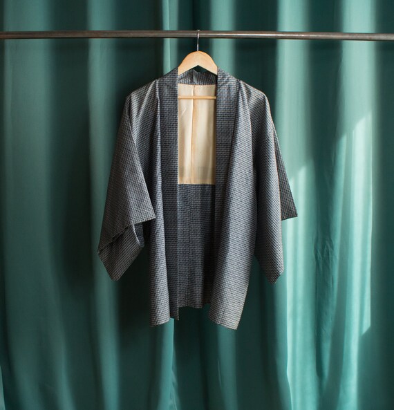 Vintage Haori / Vintage Kimono jacket with prints