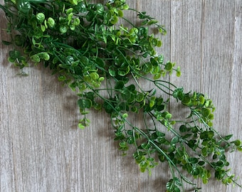 Fake hanging Boxwood greenery, artificial hanging boxwood filler, grapevine boxwood filler, faux hanging boxwood plant,farmhouse faux filler