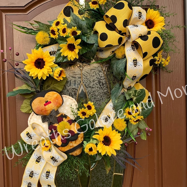 Bumble Bee Wreath Etsy bumble-bee-wreath-etsy