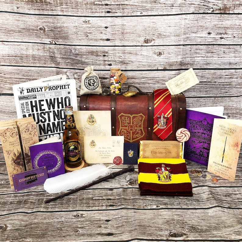 gryffindor trunk gift set