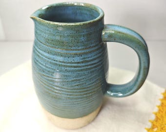Salsera de cerámica azul hecha a mano, jarra para servir en Acción de Gracias, regalo para anfitriona, jarra de leche.