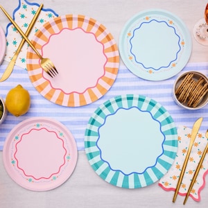 xo, Fetti Italian Summer Paper Plates - 32 pk, 16 9" plates + 16 7" plates | Bachelorette Party Decorations, Birthday Supplies, Baby Shower