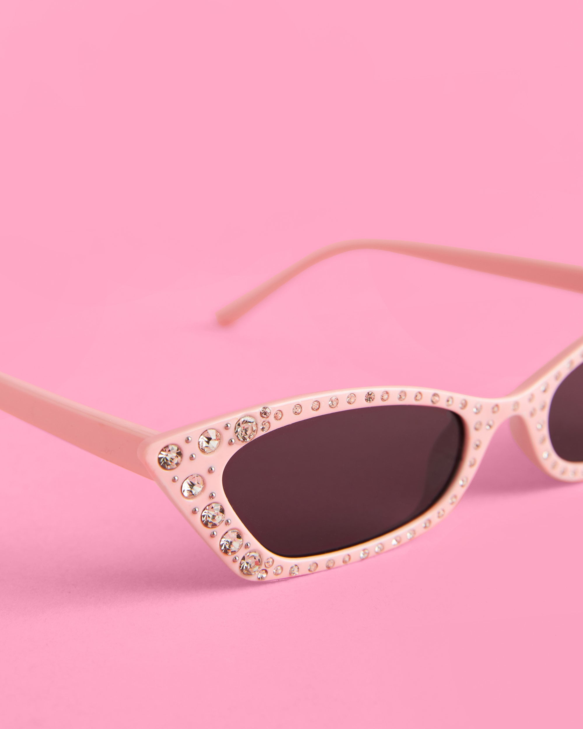 FLAME QUARTZ PHOTOCHROMIC PINK / baby-pink cat-eye sunglasses
