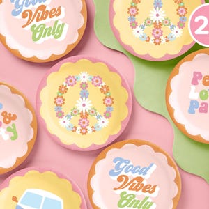 xo, Fetti Groovy Paper Plates - 24 pk, 9&quot; | Happy Pastel Birthday Party Decorations, 70s Baby Shower, Cool Peace Cake Plates
