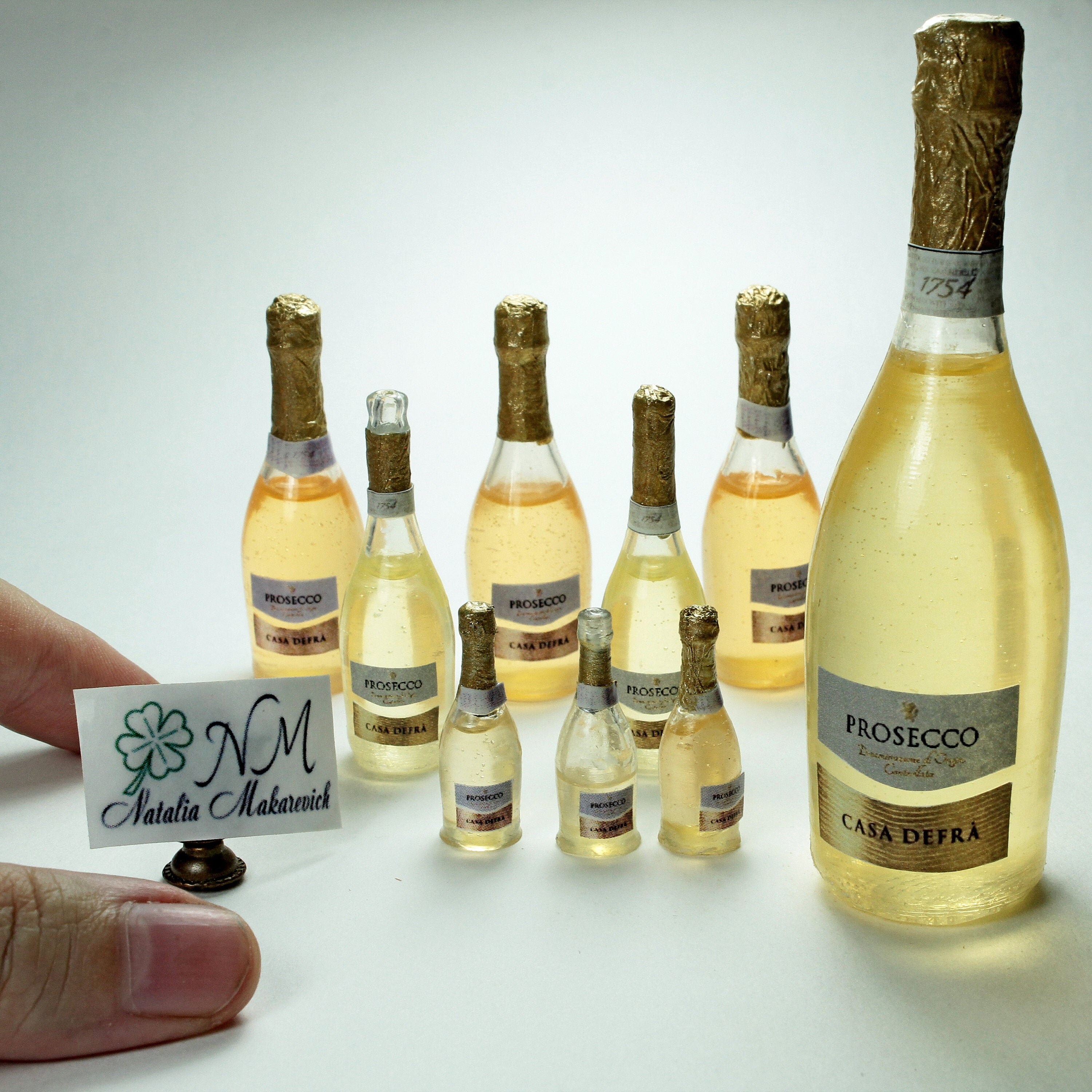1 Conjunto de Resina Miniatura Botella de Vino Copa De Vino Para Casa De Muñecas Accesorio de la Barra Bebida 
