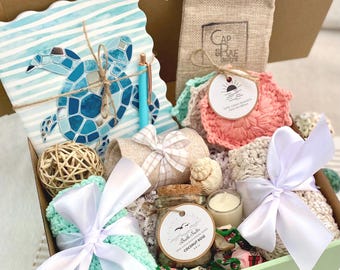 Coastal Spa Gift Box: Crocheted Washcloths & Bath Salts Relaxation Set