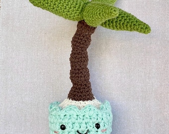 Crochet Palm Tree in Pot: Handmade Coastal Decor