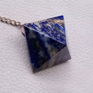 Lapis Lazuli pendulum - pendulum - Gemstone pendulum - Natural Gemstone - LapisLazuli - Stone pendulum - pendulum With Chain - Pyramid Shape