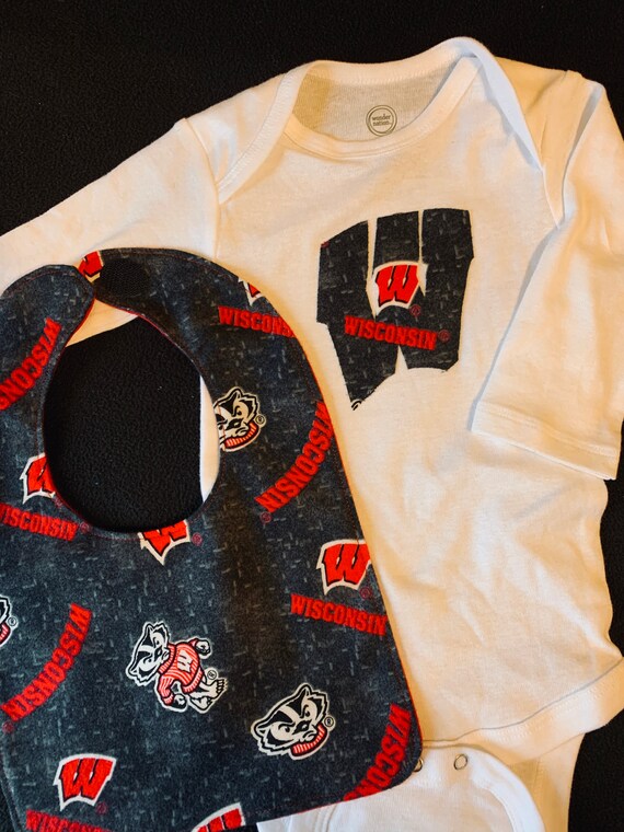 6 month long sleeve onesies