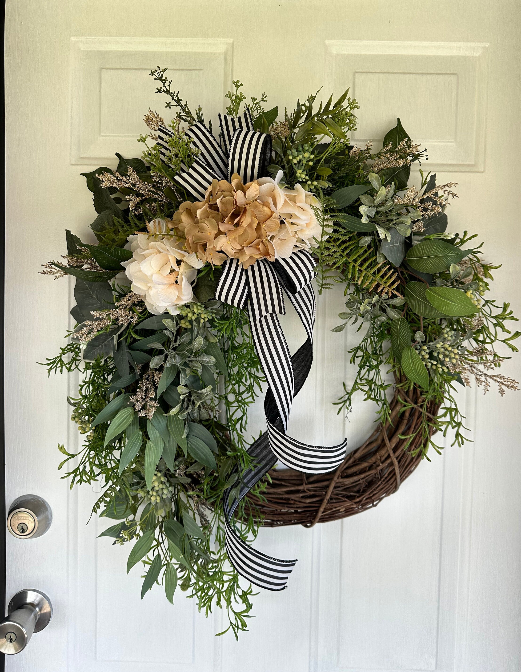 Everyday Year-round Hydrangea Wreath in Neutral Colors, Country Farmhouse  Hydrangea Wreath, Front Door, Wall or Mantle Everyday Cream Wreath 