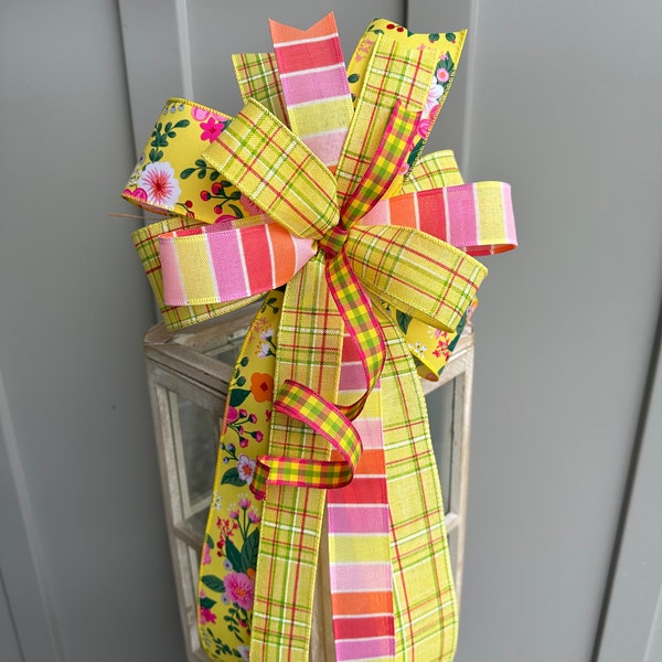 Spring and Summer Yellow Fuchsia Pink and Green Wreath Bow, Country Farmhouse Lantern Bow in Yellow & Fuchsia Plaid Stripe Floral and Checks