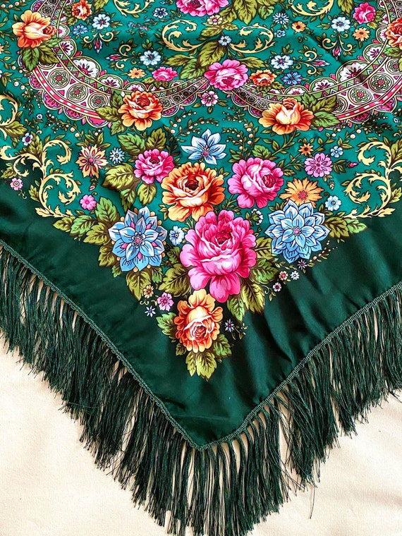 Ukrainian floral shawl 46 in., Babushka scarf gre… - image 1