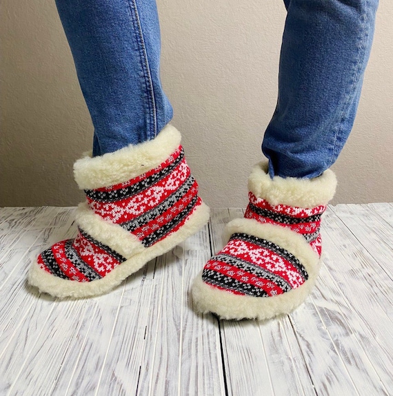 Sheepskin slippers woman, Crochet slippers, Warm house shoes, Winter slipper boots, Slippers above ankle, Handmade slippers