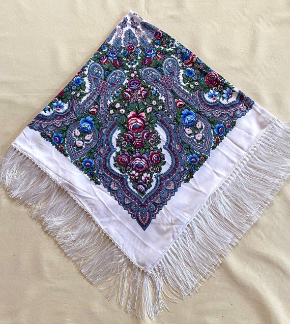 Ukrainian floral shawl 46 in., Babushka scarf whi… - image 8