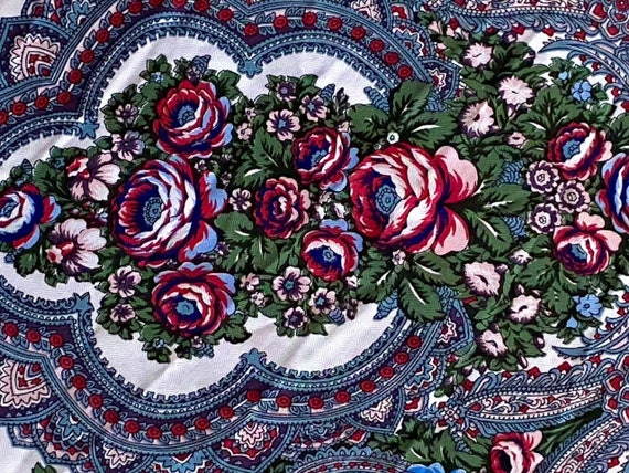 Ukrainian floral shawl 46 in., Babushka scarf whi… - image 9