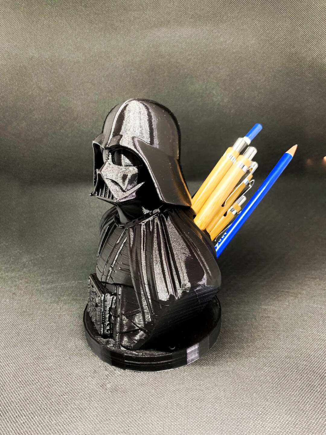 Darth Vader / Darth Vader Pen Holder / Statue Bust Star Wars / Pencil