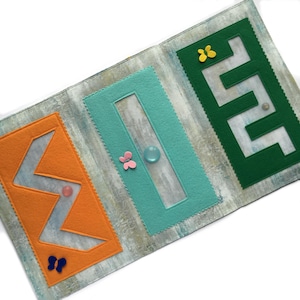 Felt Quiet Book: Finger Labyrinth Marble Maze - Preschool Travel Toy